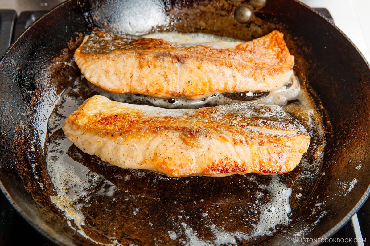 Cook the salmon both sides until nice golden brown.